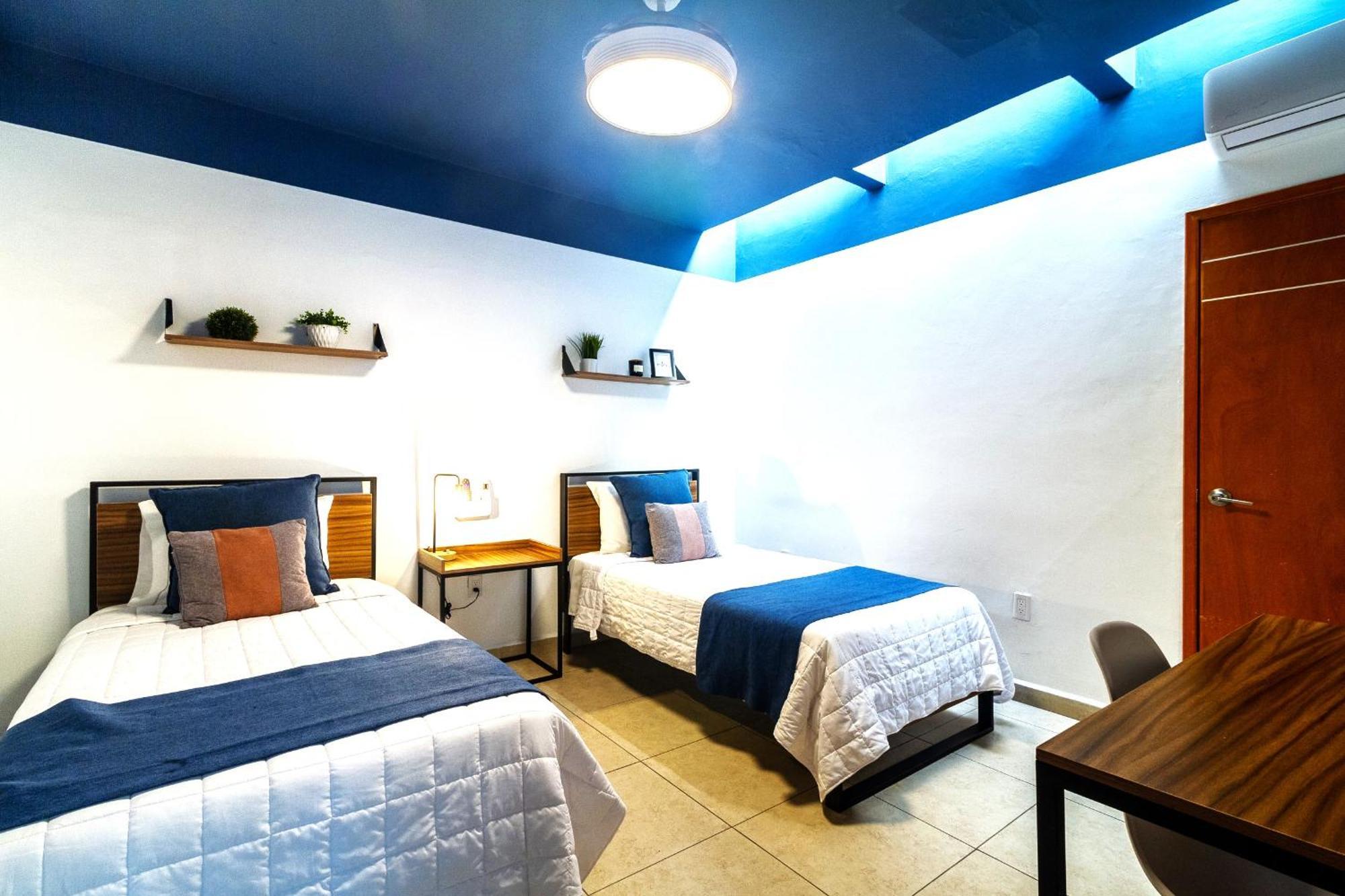 Casa Azul Turquesa Excelente Ubicacion Facturamos Βίλα Γκουανταλαχάρα Εξωτερικό φωτογραφία